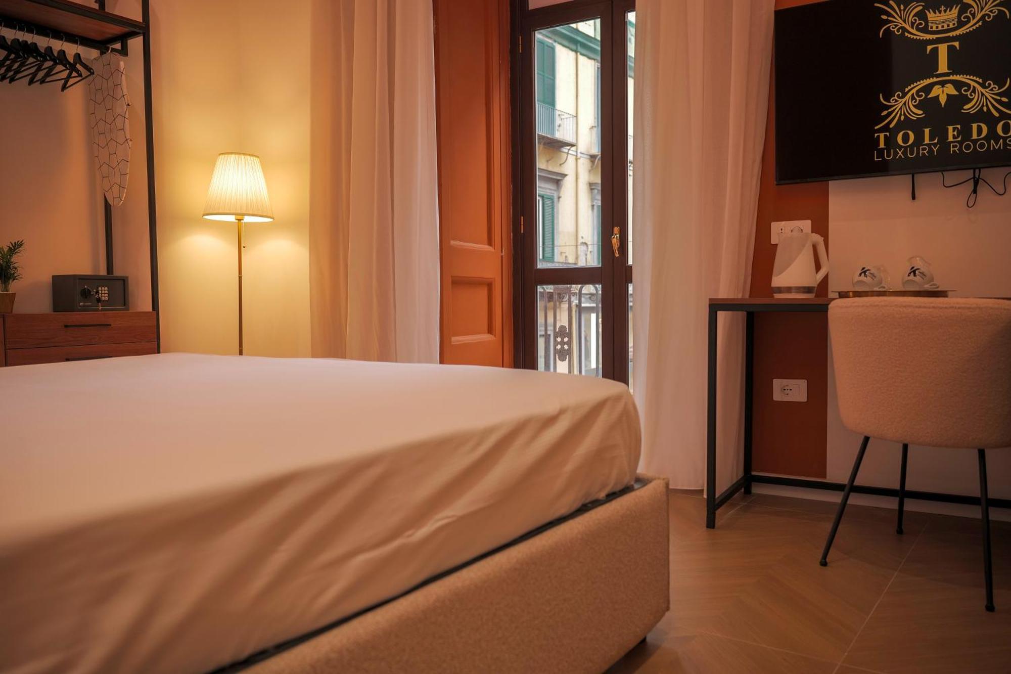 Toledo Luxury Rooms - Lr Collection Nápoles Exterior foto